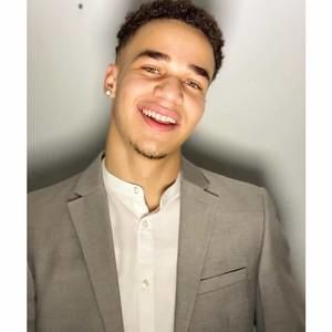 Meet your Posher, Reymi